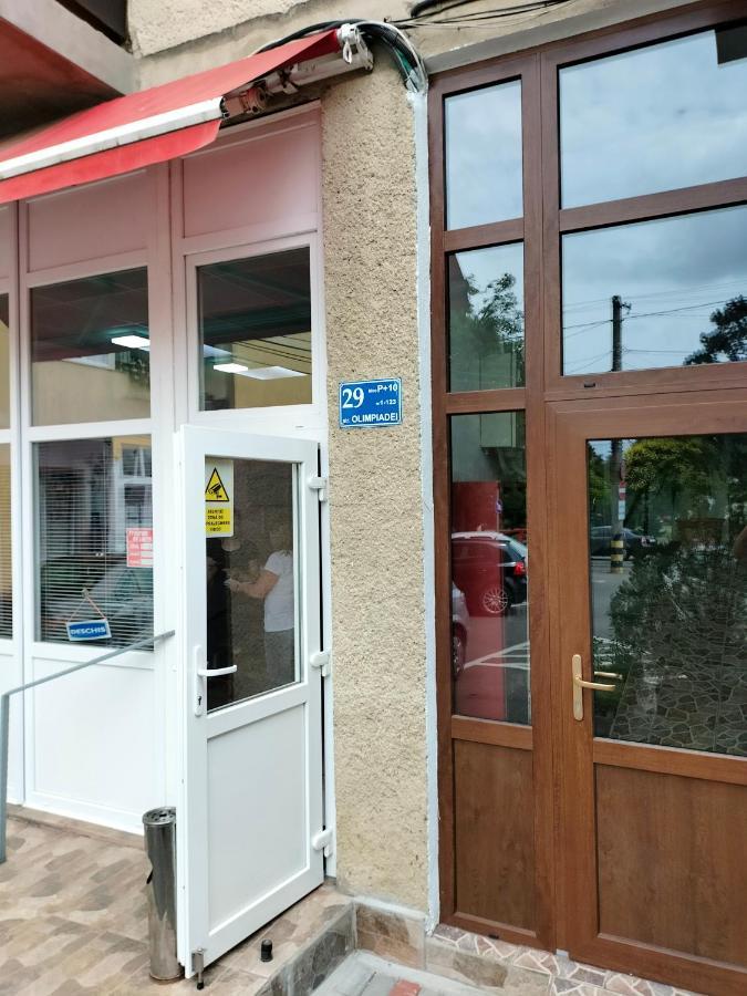 Ferienwohnung Regy Oradea Exterior foto